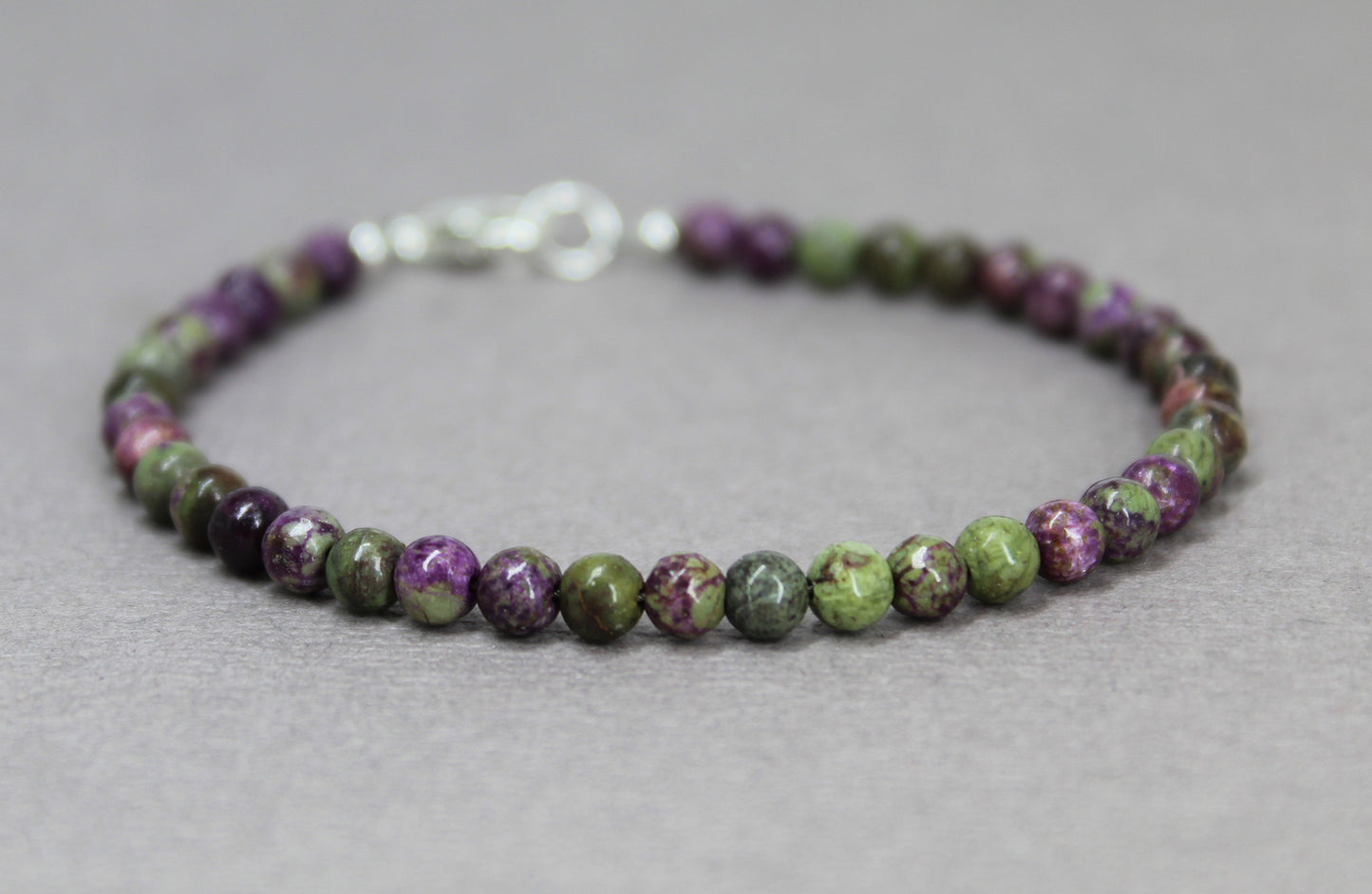 Atlantisite Stichtite Bead Bracelet with Clasp