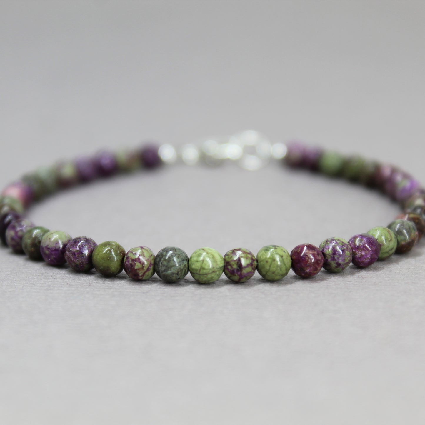 Atlantisite Stichtite Bead Bracelet with Clasp