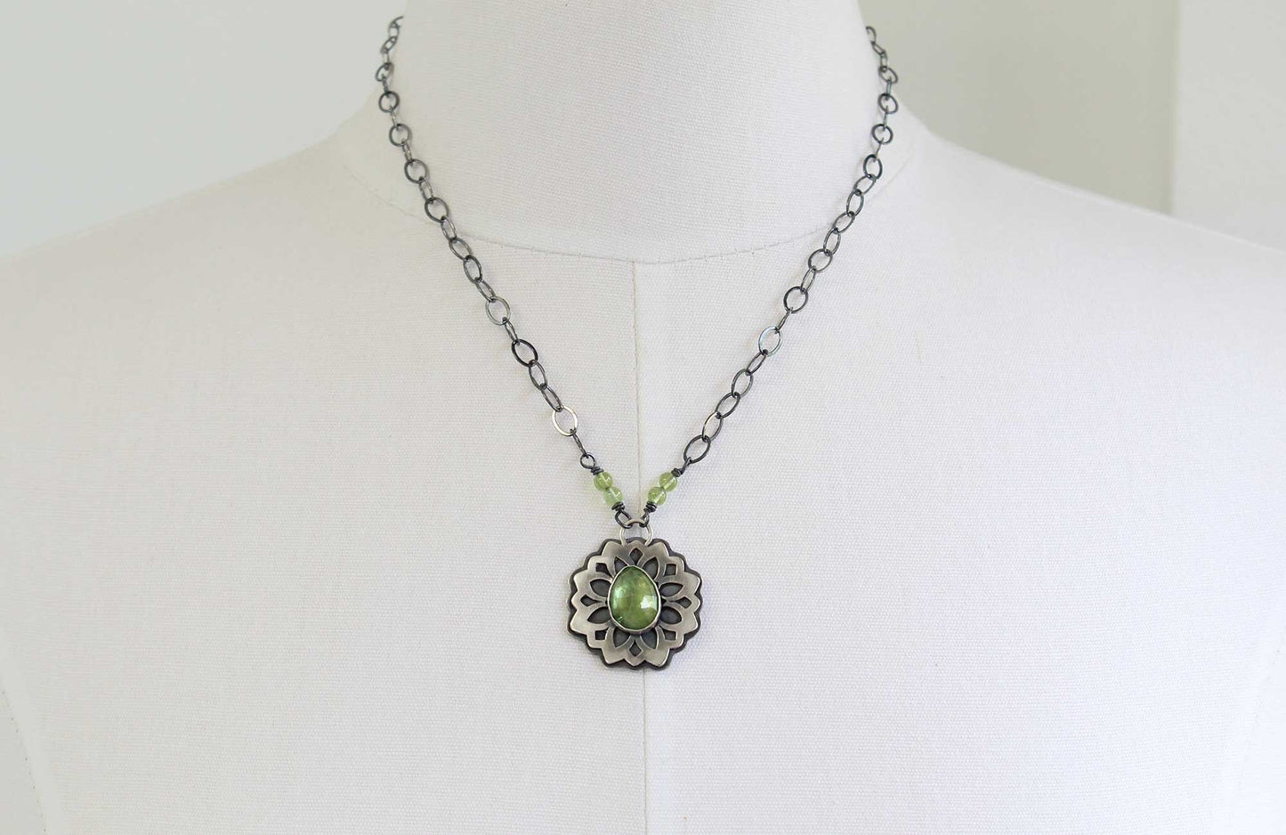 Beautiful Mandala Style Peridot Pendant Necklace in Sterling Silver