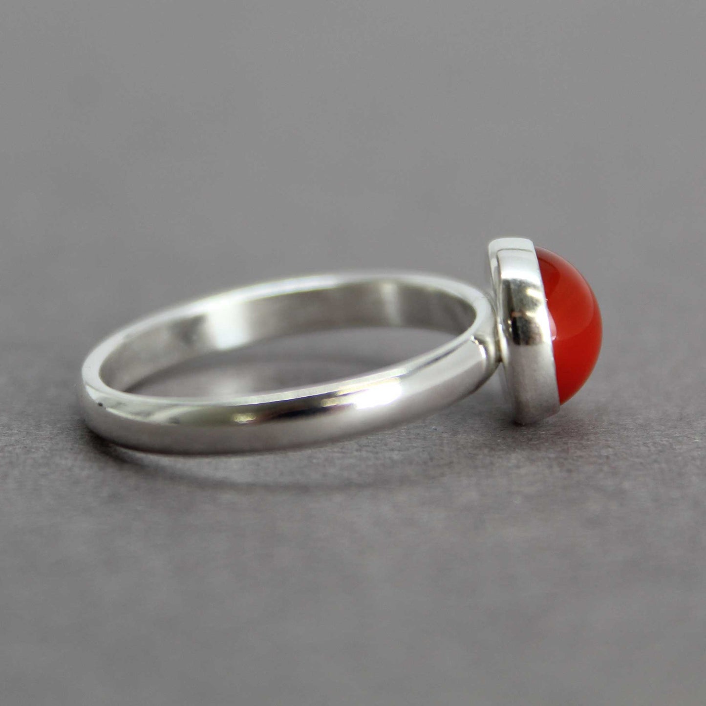 Red Carnelian Ring Bezel Set in 925 Sterling Silver, Size 7 US
