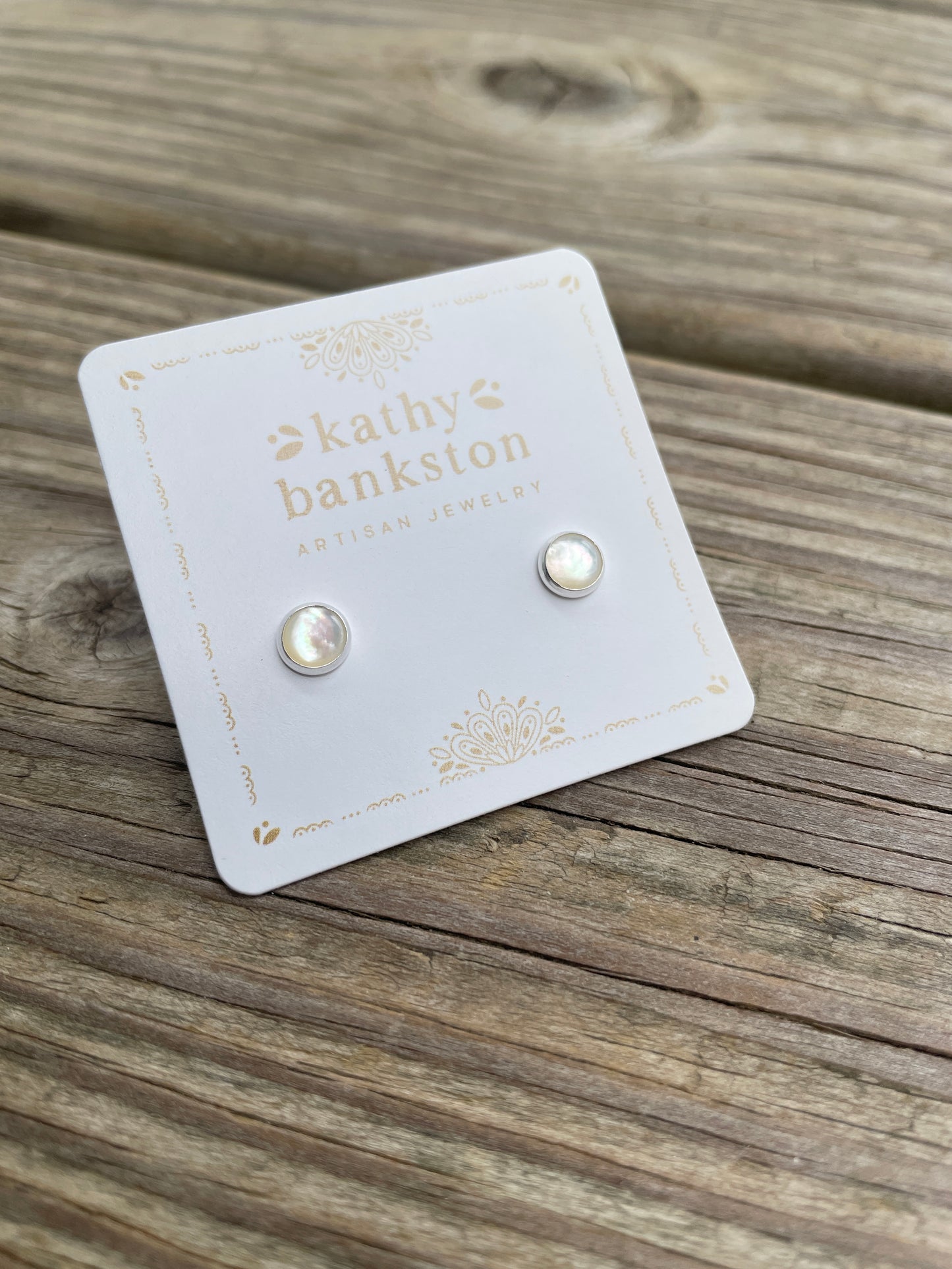 6mm Mother of Pearl Stud Earrings