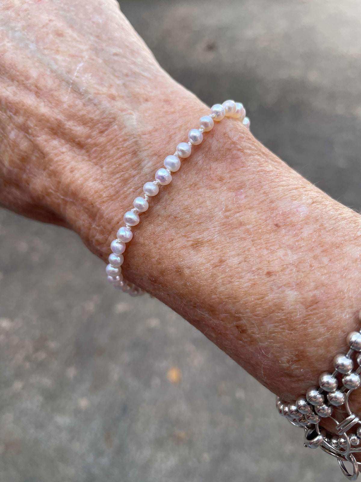 4mm Freshwater Pearl Bracelet, Hand Knotted White Pearls, 7 Inch