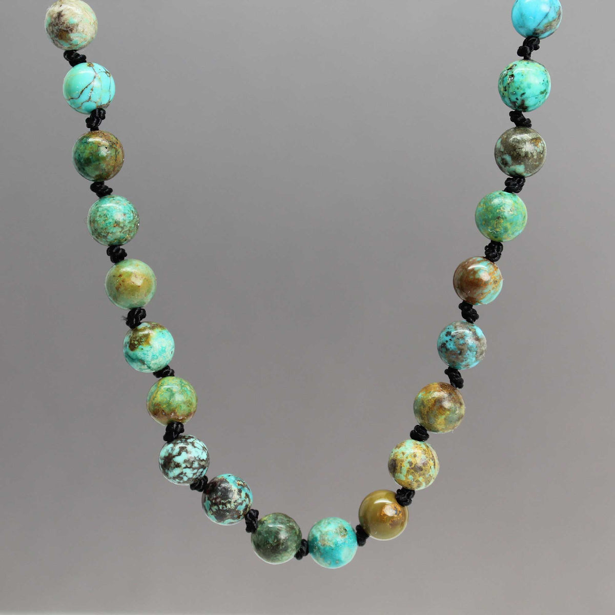 Calla Hand-Knotted Turquoise Bead Necklace