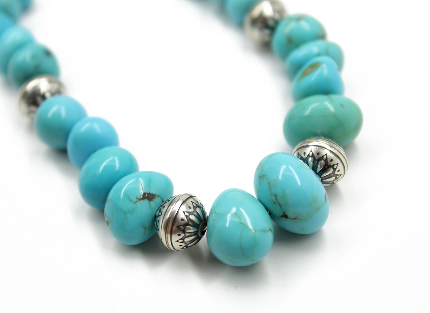 Turquoise beaded necklace with silver accents 