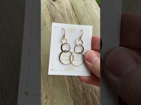 
                      
                        Load and play video in Gallery viewer, Gold Plated Floating Circle Dangle Earrings, Interlocking Hoops
                      
                    