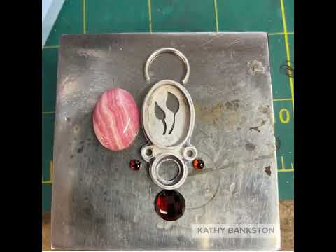 Load and play video in Gallery viewer, Rhodochrosite and Garnet Pendant Necklace
