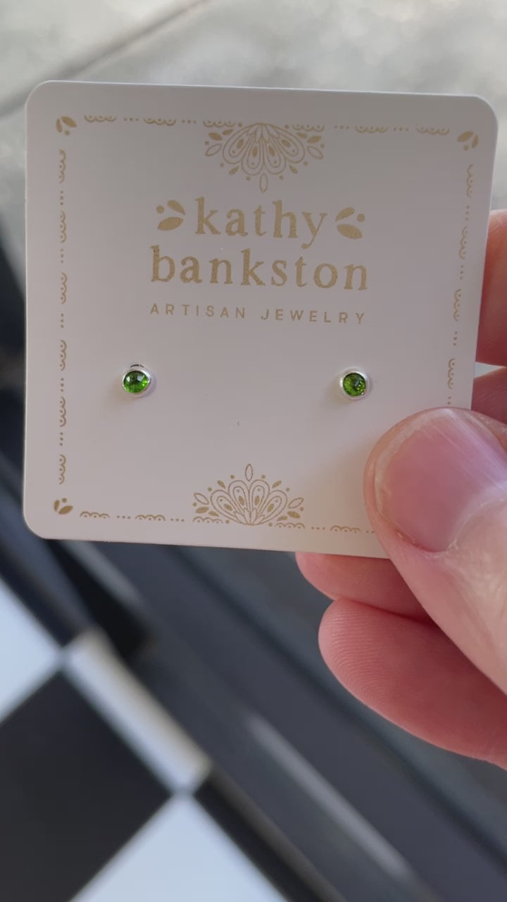 Load and play video in Gallery viewer, Tiny 3mm Chrome Diopside Stud Earrings
