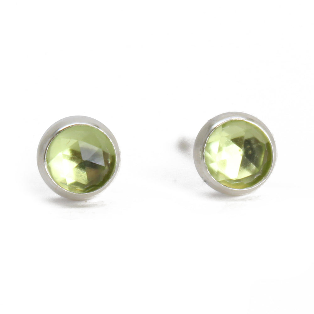 4mm peridot stud earrings