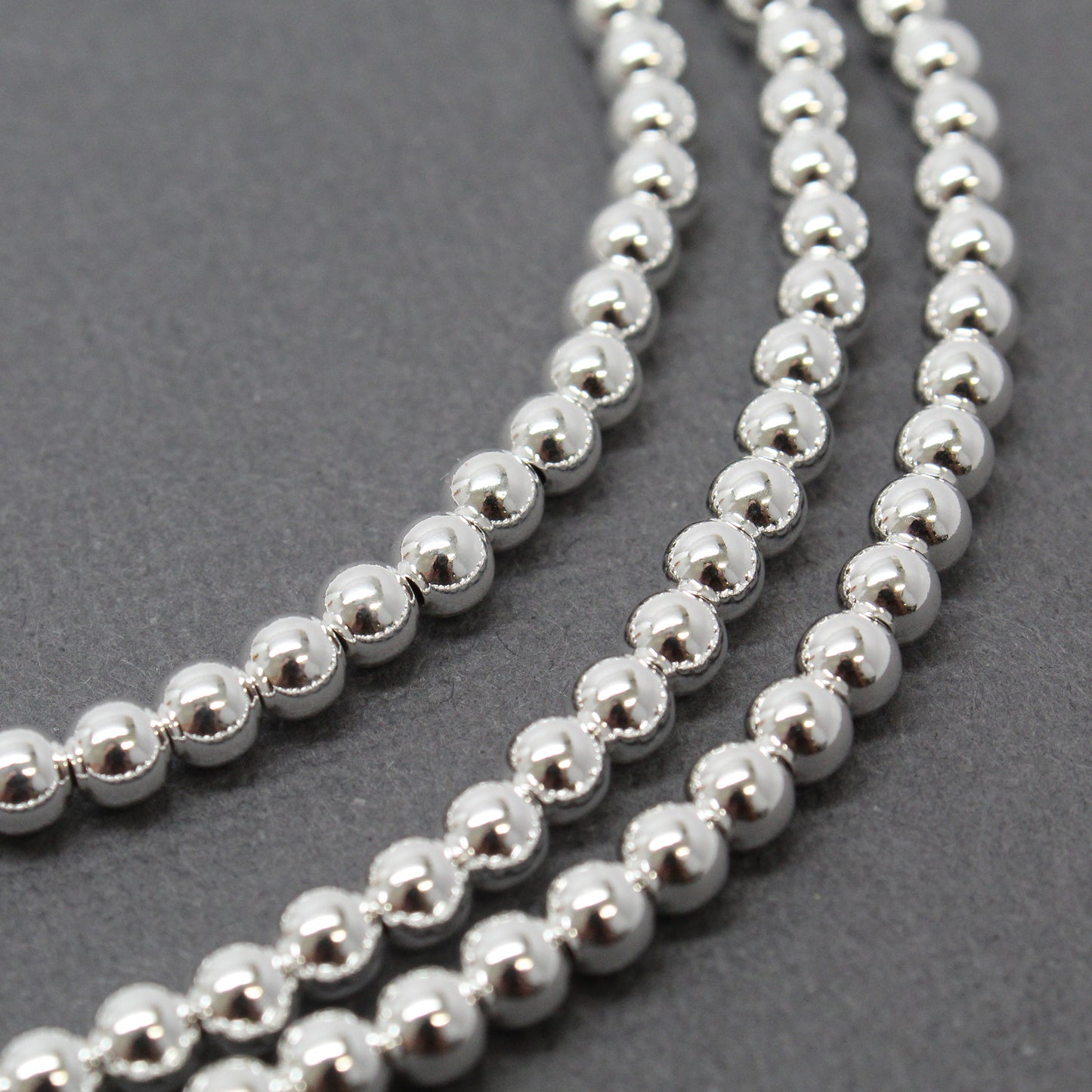 Tiffany and Co. Hardware Graduated Sterling Silver Ball Bead Necklace For  Sale at 1stDibs | tiffany graduated ball necklace, tiffany ball necklace,  tiffany silver ball necklace