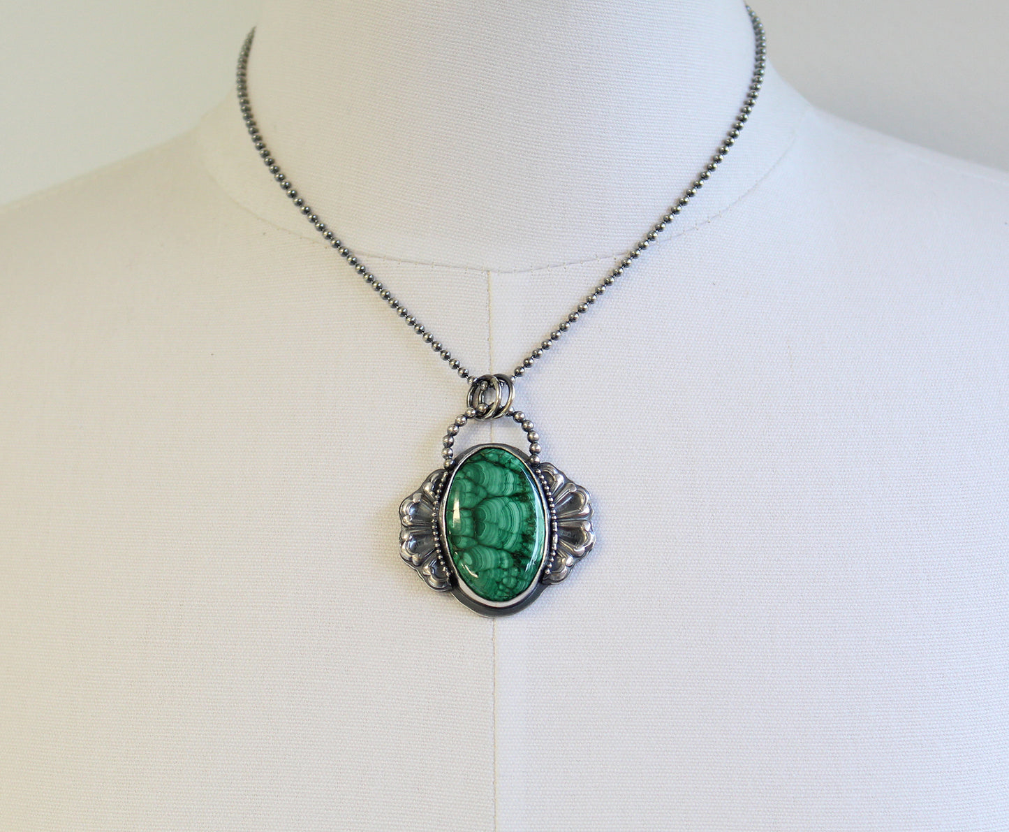 Green Malachite Pendant Necklace in Sterling Silver – Kathy Bankston