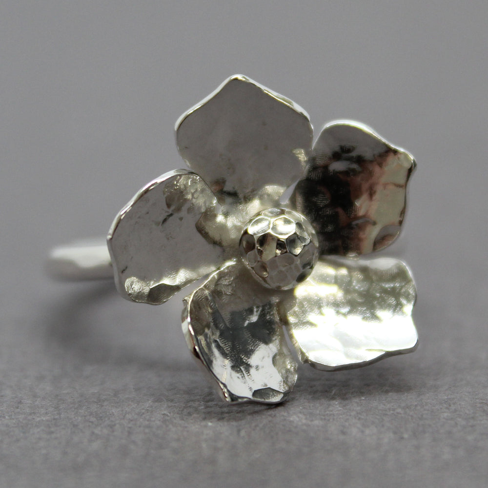 
                      
                        Sterling Silver Flower Ring Size 7.75 US
                      
                    