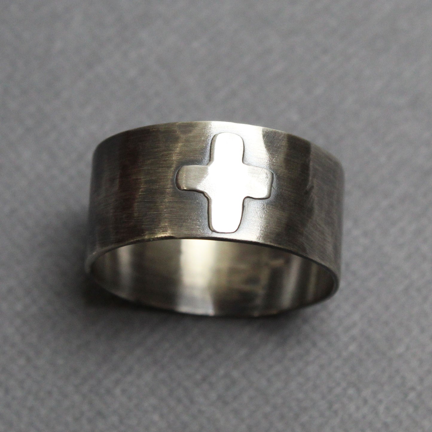 Load image into Gallery viewer, Handmade Sterling Silver Wide Band Cross Ring, 10 US
