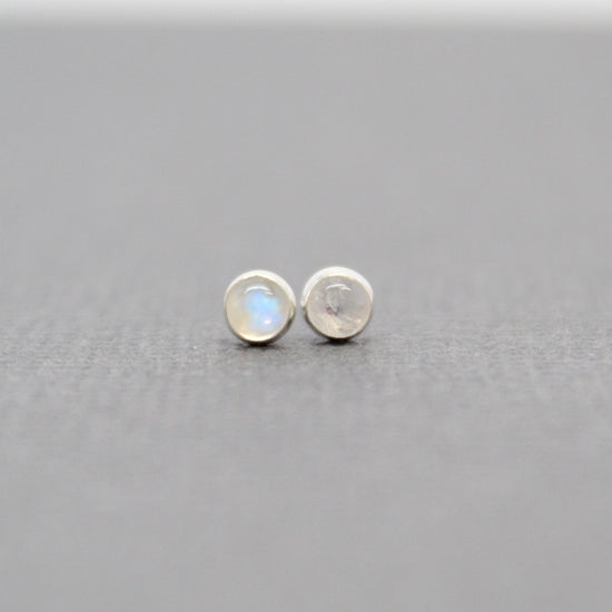 Load image into Gallery viewer, Tiny 3mm Moonstone Stud Earrings set in Sterling Silver
